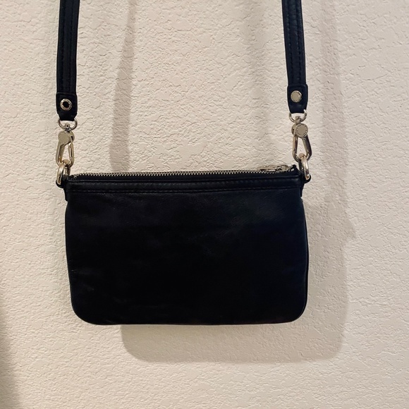 MARC BY MARC JACOBS Vintage Leather Y2K Crossbody Bag - Picture 4 of 8